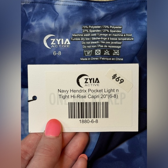 ZYIA Navy Hendrix Pocket Light n Tight Hi-Rise Capri 20” (6-8) NWT 1880 - Picture 12 of 13